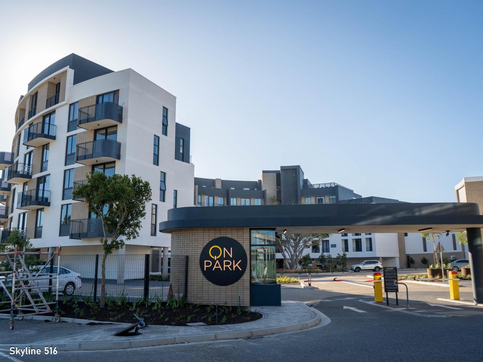 Appartement On Park 516 At Century
