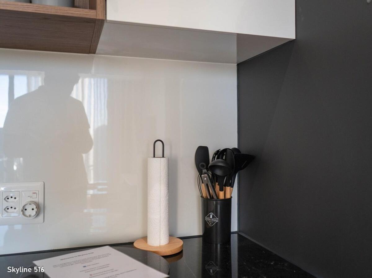 Appartement On Park 516 At Century