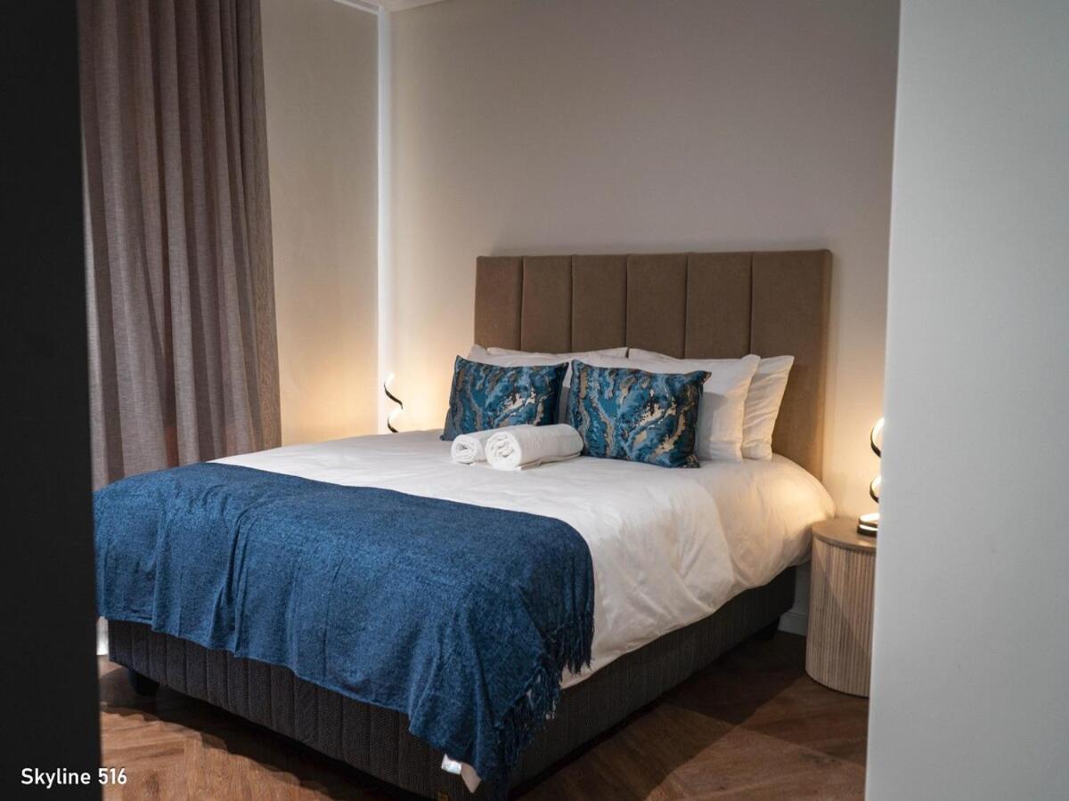 Appartement On Park 516 At Century *